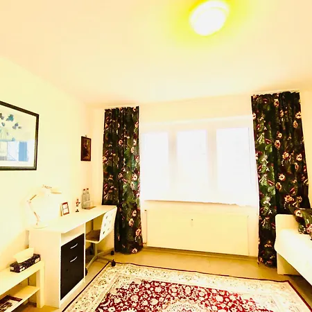 Welcome To Messe!-two-bedroom Apartment&balcony Hannover