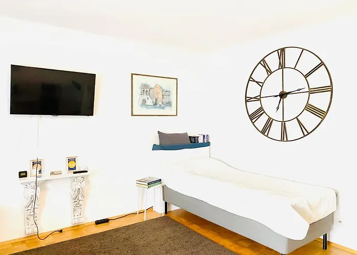 公寓 Welcome To Messe!-two-bedroom Apartment&balcony